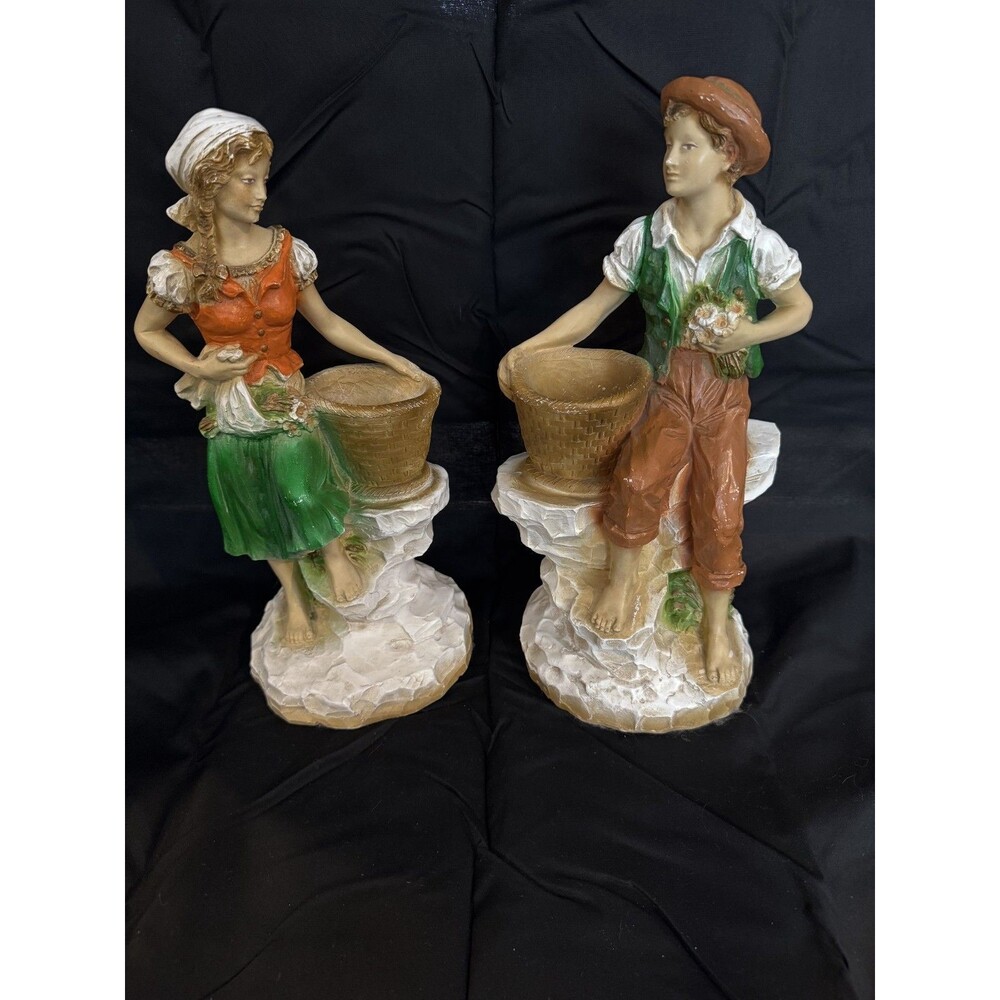 Vintage 1975 Universal Statuary Corp Boy and Girl Statues #821 & #823